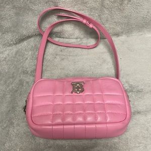 Burberry Mini Lola Camera Bag in Pink Leather ref.443688 - Joli Closet